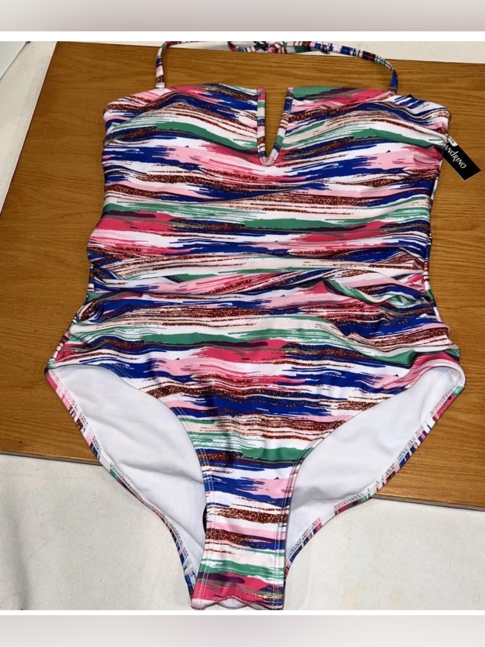 Catherine Malandrino Women’s V Front Padded One Piece Watercolor Swimsuit Size S